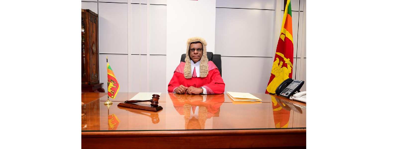 අගවිනිසුරු ප්‍රීති පද්මන් සූරසේන වැඩ බාර ගනී..